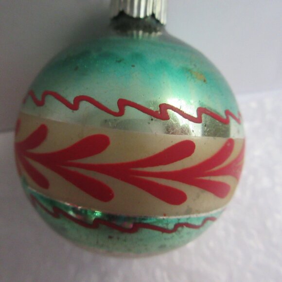 Shiny Brite Striped Glass Christmas Ornaments Set of 8 Pink Gold 1.75" - 2" Vtg - Picture 9 of 16